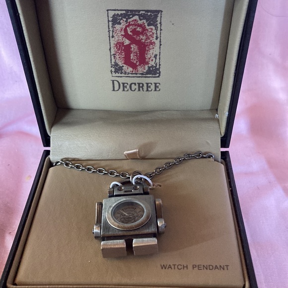 Decree Watch Pendant Robot Pendant - Picture 2 of 9